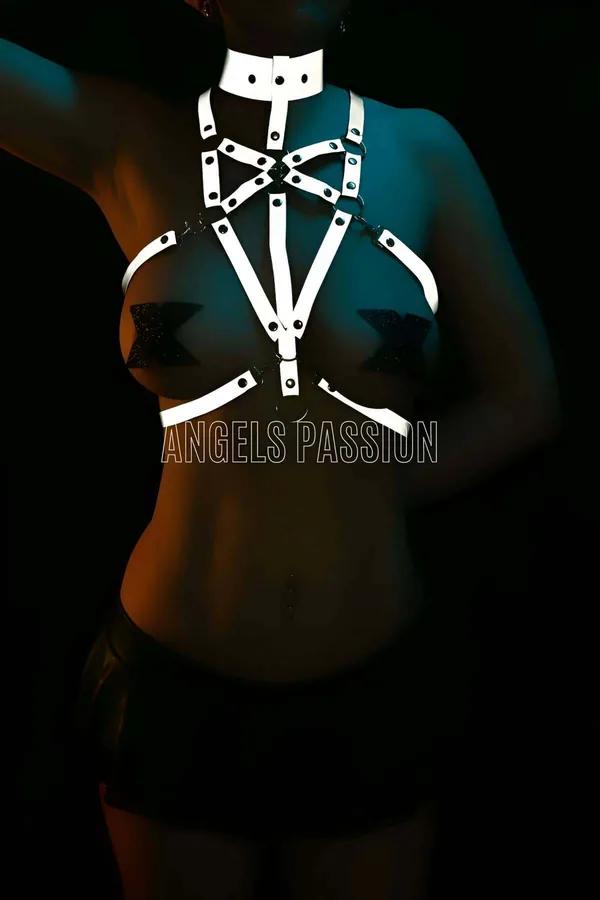 Seksi Reflektörlü Göğüs Harness Kadın Işıklı Aksesuar
