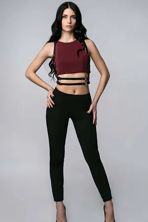 T-Shirt Üzeri Seksi Deri Aksesuar - APFT210