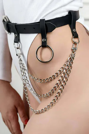 Siyah Suni Deri Zincir Detaylı Bel ve Bacak Harness Kemer