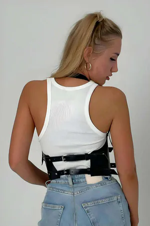 Siyah Suni Deri Korse Büstiyer Kemer Tokalı Göğüs Harness Kadın