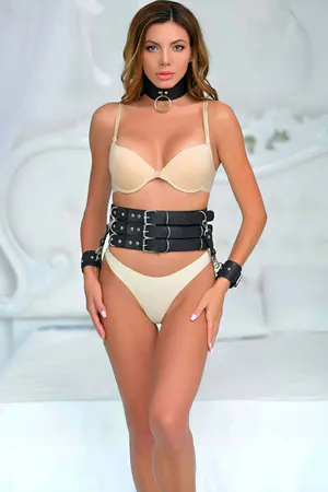 Sık Deri Korse Kelepçe Ve Tasma Takım Harness - APFT1025