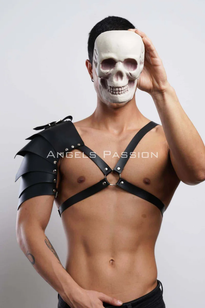 Leather festival harness with silver rings and shoulder pauldron