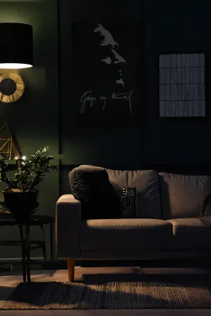 Atatürk Tablosu, Reflektörlü Deri Üzeri Karanlıkta Yansıyan Gazi Mustafa Kemal Imzalı Atatürk Tablosu