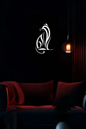 Reflektörlü Kedi Silüeti Siyah Deri Zeminli Dekoratif Tablo