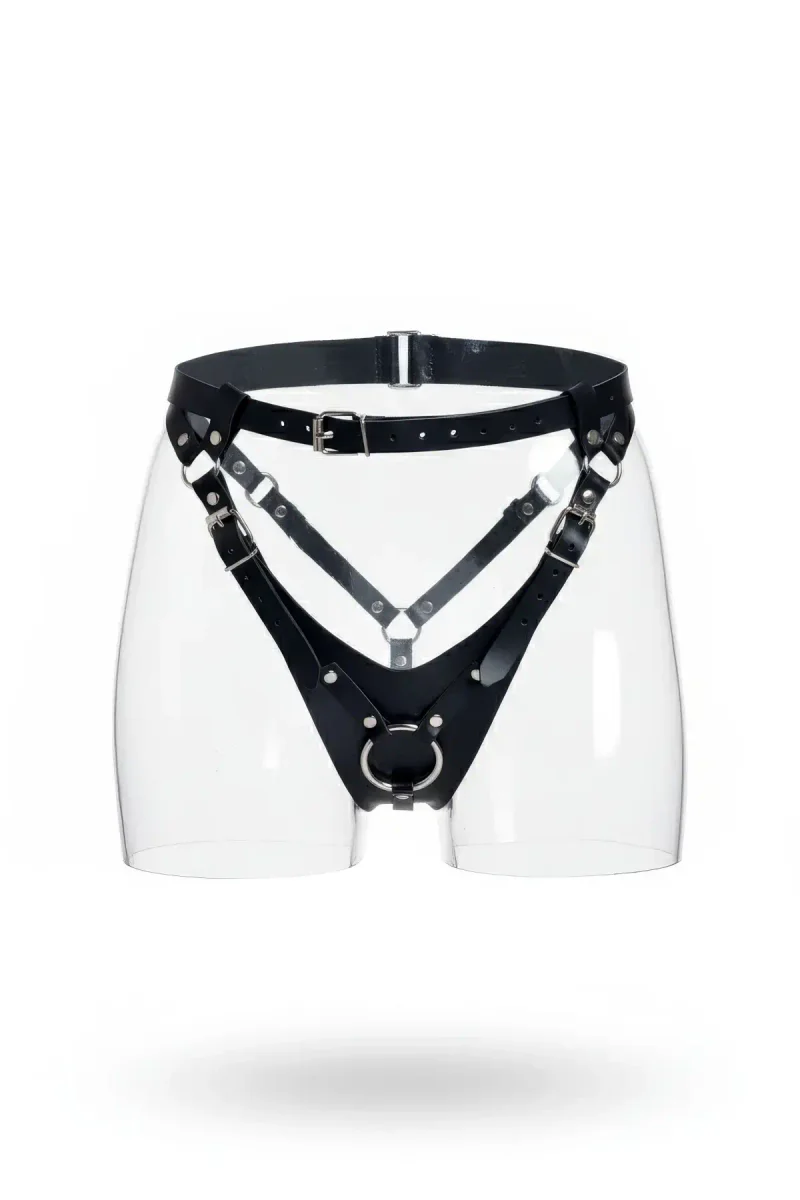 Siyah PU deri vücut harness ve jartiyer seti, ayarlanabilir kayışlar ve metal halka detayları.