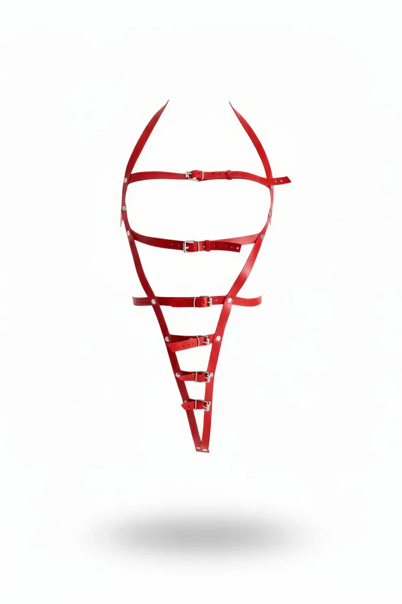 Kırmızı Faux Leather Göğüs Harness Gümüş Tokalı Ön Görünüm